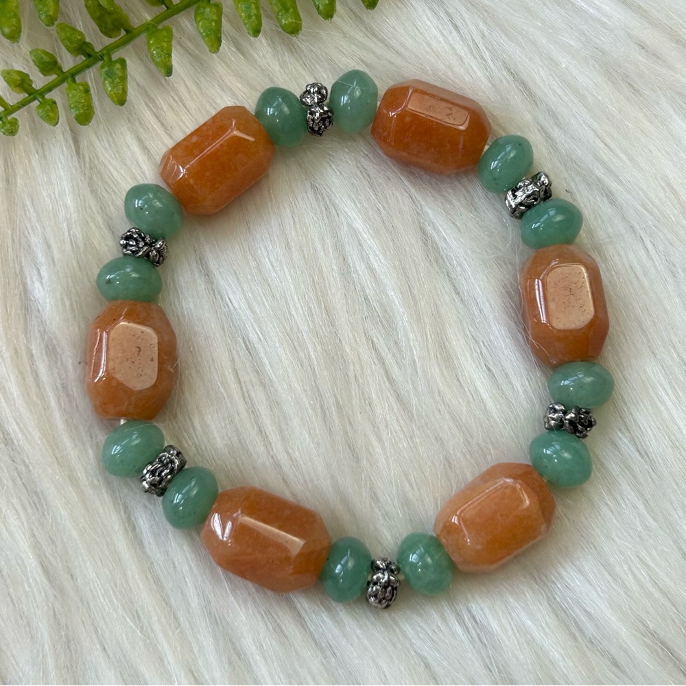 Carnelian Aventurine gemstone stretchy bracelet